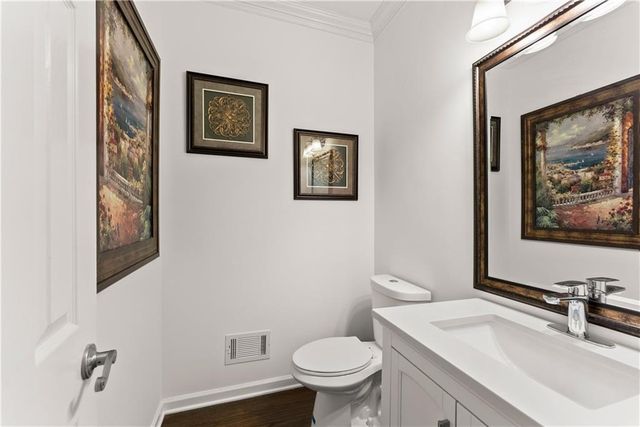 5094 Meadowbrook Circle, Suwanee, GA 30024