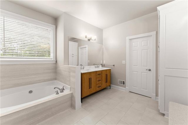 5094 Meadowbrook Circle, Suwanee, GA 30024