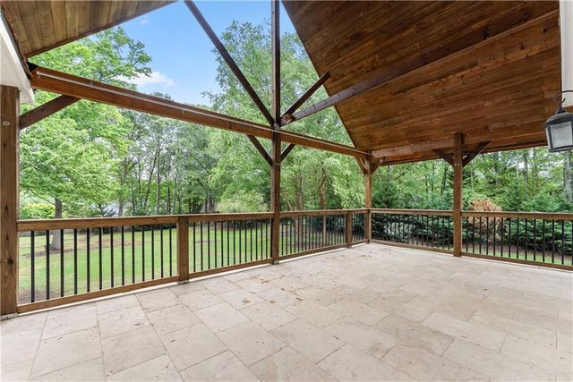 5094 Meadowbrook Circle, Suwanee, GA 30024