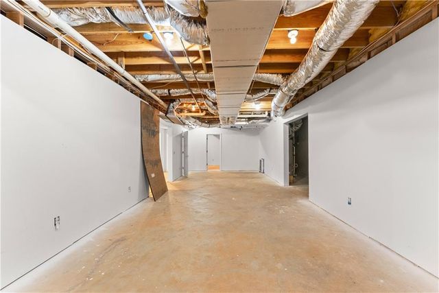 5094 Meadowbrook Circle, Suwanee, GA 30024