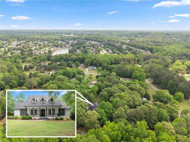 5094 Meadowbrook Circle, Suwanee, GA 30024