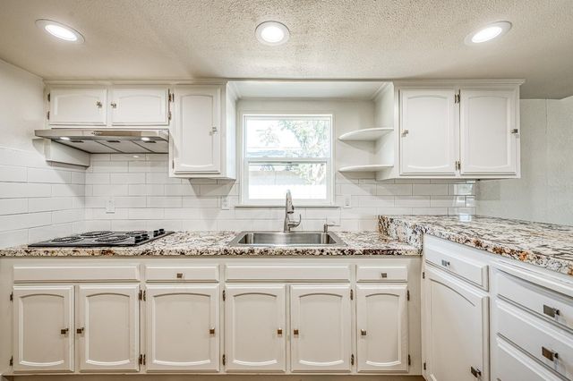 1651 5th Street, Clovis, CA 93611