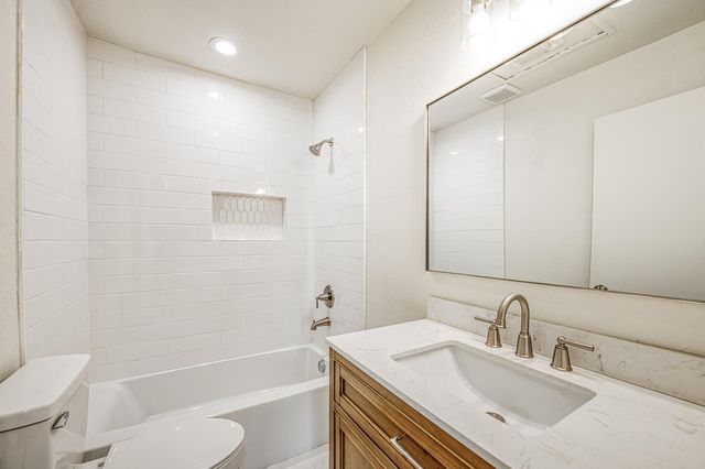 1651 5th Street, Clovis, CA 93611
