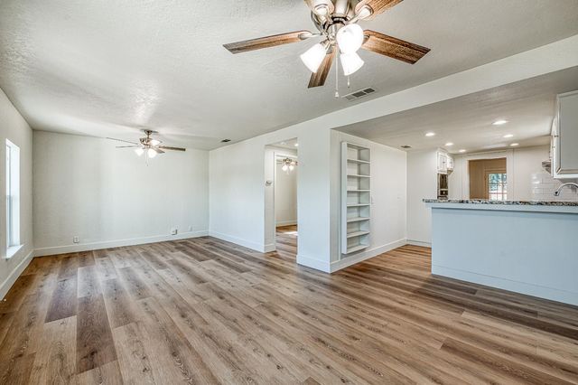 1651 5th Street, Clovis, CA 93611