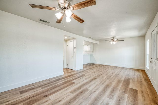 1651 5th Street, Clovis, CA 93611