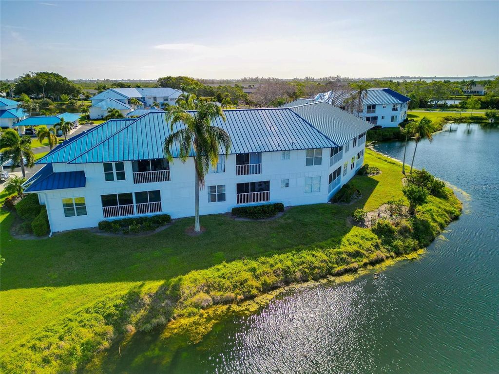 Image 32 of property listing at 839 AUDUBON DRIVE 839, Bradenton, FL 34209