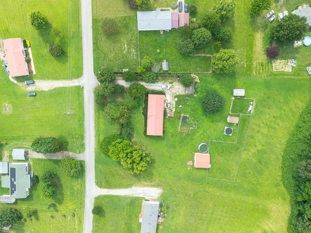 119 Henderson Place Dr, Gaffney, SC 29341