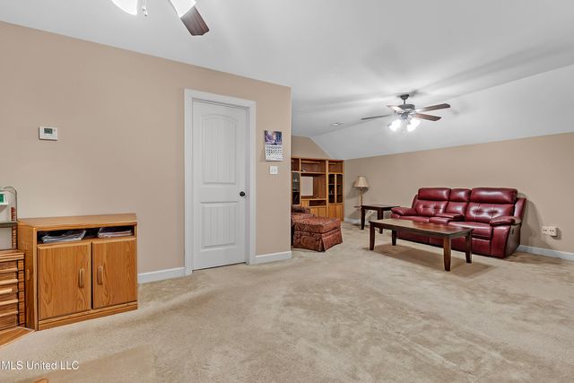 2633 Russum Drive, Southaven, MS 38672