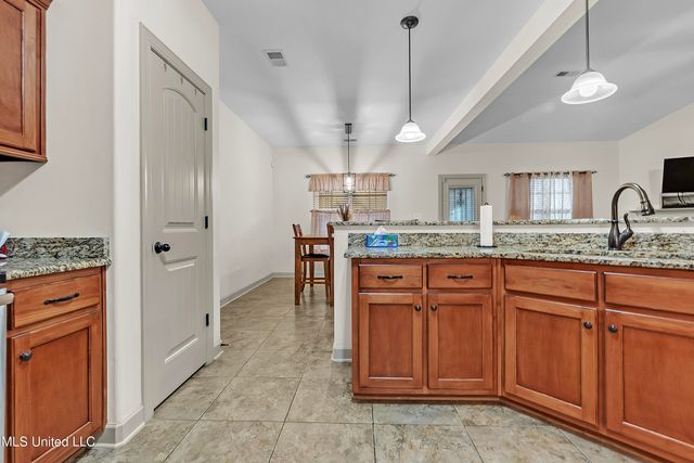 2633 Russum Drive, Southaven, MS 38672