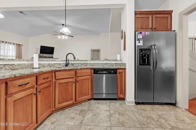 2633 Russum Drive, Southaven, MS 38672