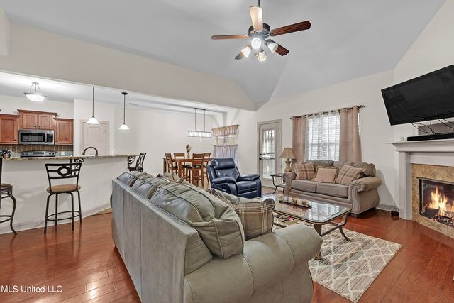 2633 Russum Drive, Southaven, MS 38672