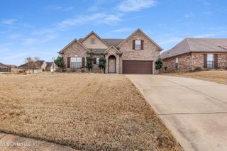 2633 Russum Drive, Southaven, MS 38672