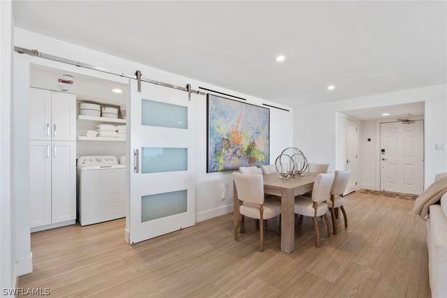 10701 Gulf Shore DR 402, Naples, FL 34108