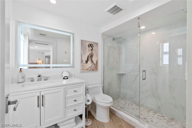 10701 Gulf Shore DR 402, Naples, FL 34108