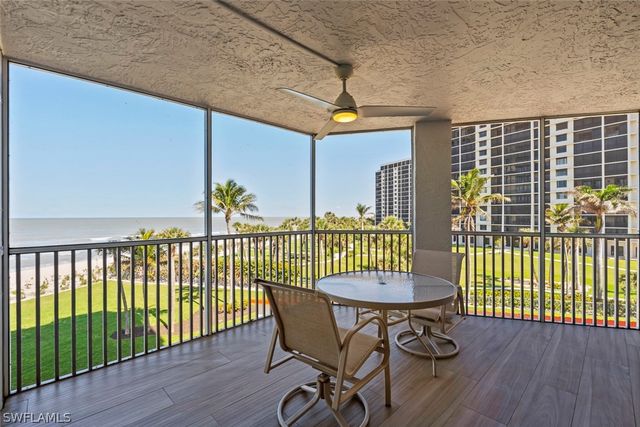 10701 Gulf Shore DR 402, Naples, FL 34108