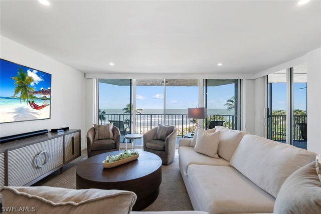 10701 Gulf Shore DR 402, Naples, FL 34108