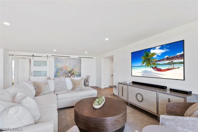 10701 Gulf Shore DR 402, Naples, FL 34108