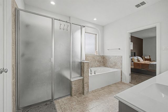 208 Blue Ridge Drive, Waxahachie, TX 75167