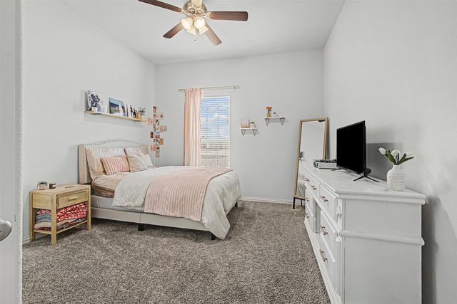 208 Blue Ridge Drive, Waxahachie, TX 75167