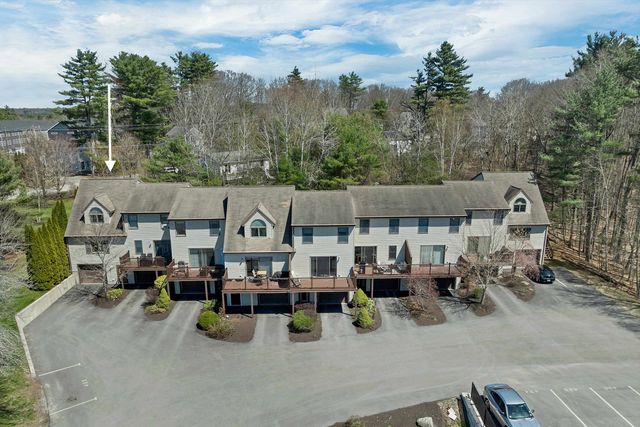422 Ledgeview Drive, Rochester, NH 03867