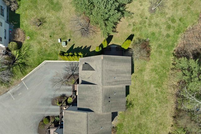 422 Ledgeview Drive, Rochester, NH 03867