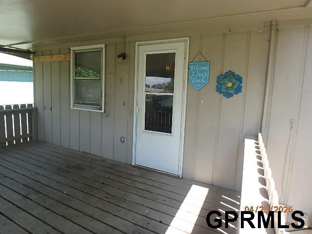 1518 N 105 Street, Omaha, NE 68114