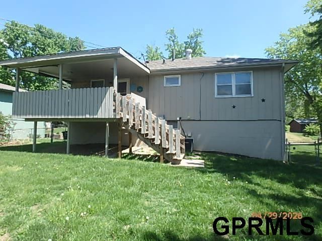 1518 N 105 Street, Omaha, NE 68114