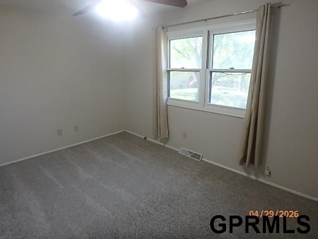 1518 N 105 Street, Omaha, NE 68114