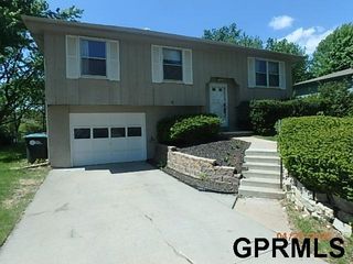 1518 N 105 Street, Omaha, NE 68114
