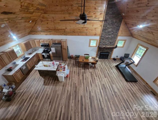 111 Little John Lane, Lexington, NC 27292