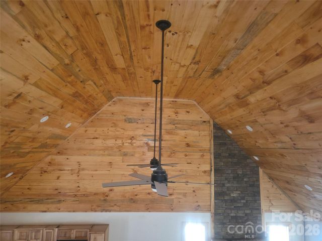 111 Little John Lane, Lexington, NC 27292