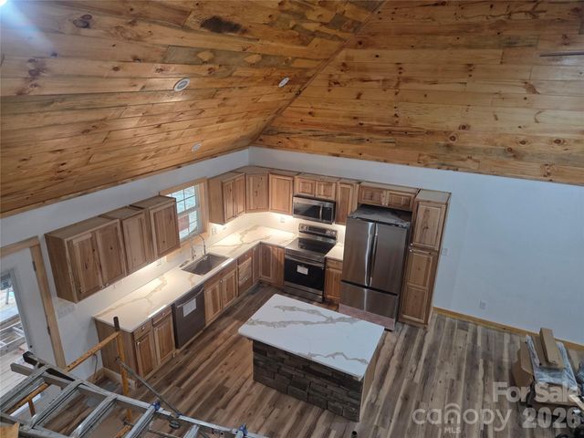 111 Little John Lane, Lexington, NC 27292