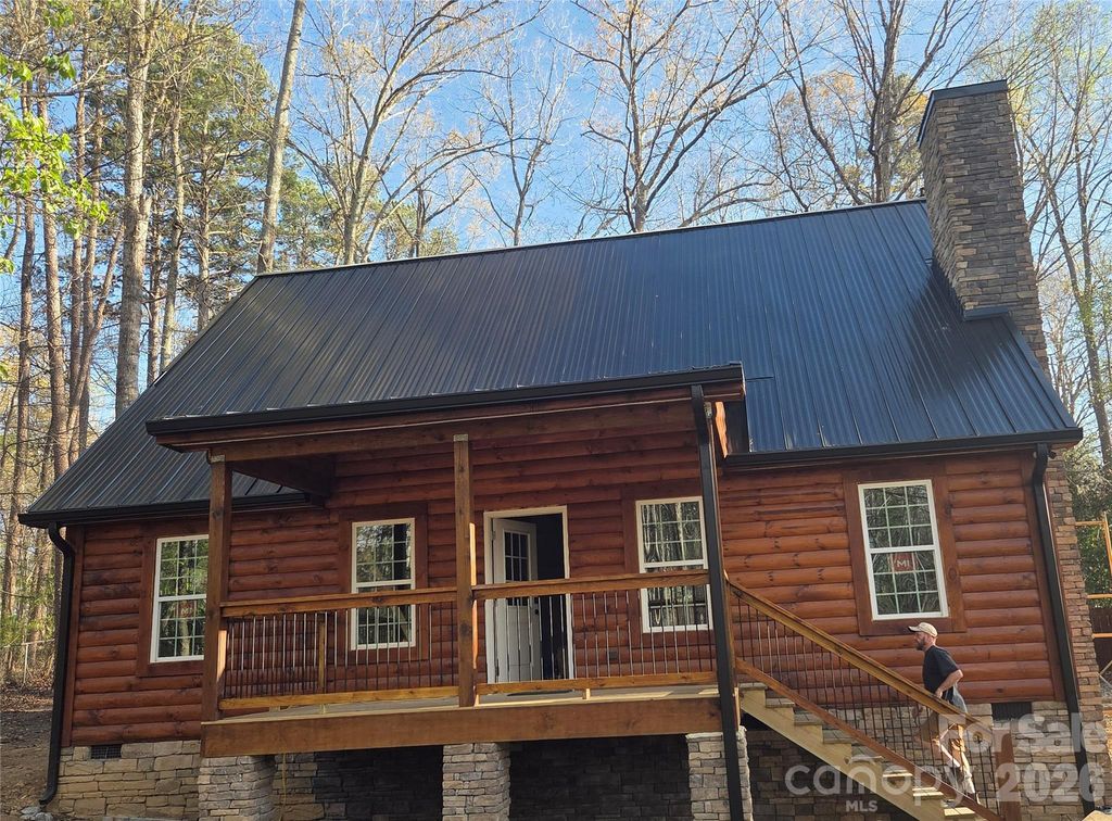 111 Little John Lane, Lexington, NC 27292