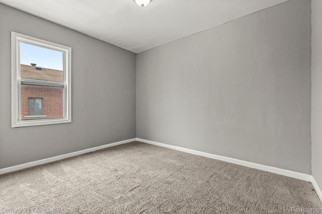 6837 Braun, Center Line, MI 48015