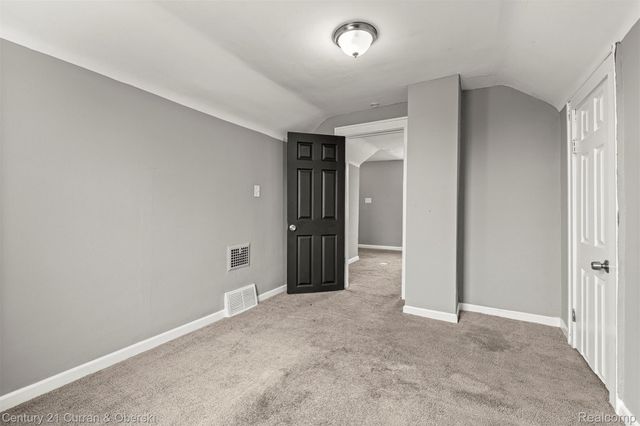 6837 Braun, Center Line, MI 48015