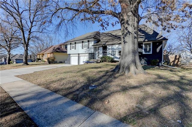 11104 E 83rd Terrace, Raytown, MO 64138