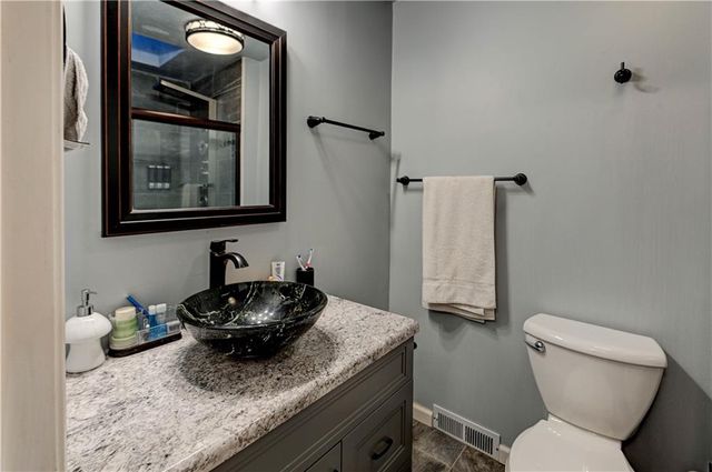 11104 E 83rd Terrace, Raytown, MO 64138