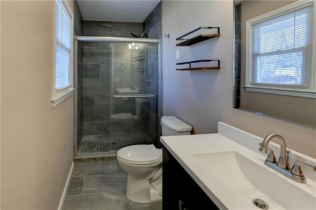 11104 E 83rd Terrace, Raytown, MO 64138