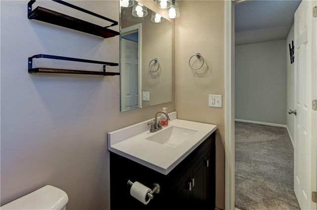 11104 E 83rd Terrace, Raytown, MO 64138