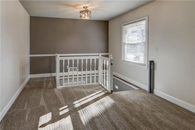 11104 E 83rd Terrace, Raytown, MO 64138