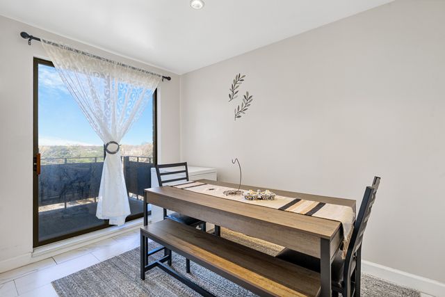 720 Wellington Avenue 405, Elk Grove Village, IL 60007