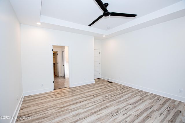 11306 Waterview Pl, Louisville, KY 40291