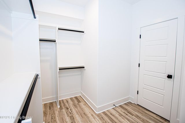 11306 Waterview Pl, Louisville, KY 40291