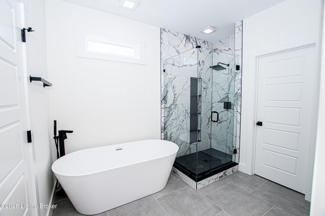 11306 Waterview Pl, Louisville, KY 40291