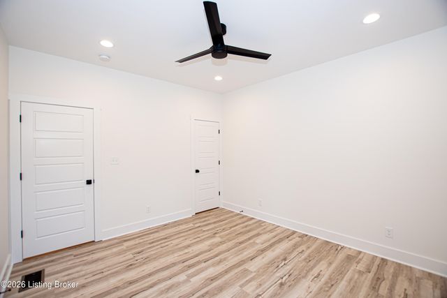 11306 Waterview Pl, Louisville, KY 40291