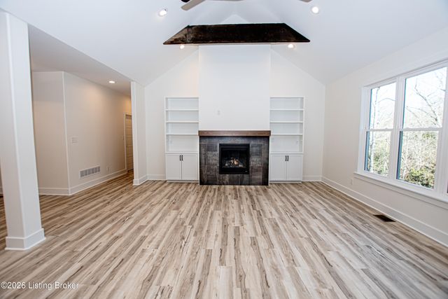 11306 Waterview Pl, Louisville, KY 40291