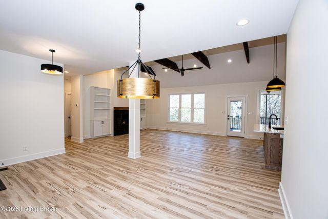 11306 Waterview Pl, Louisville, KY 40291