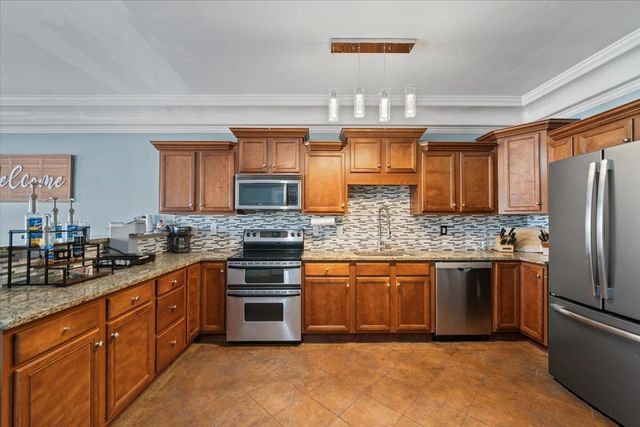 2065 PEABODY AVE, Memphis, TN 38104