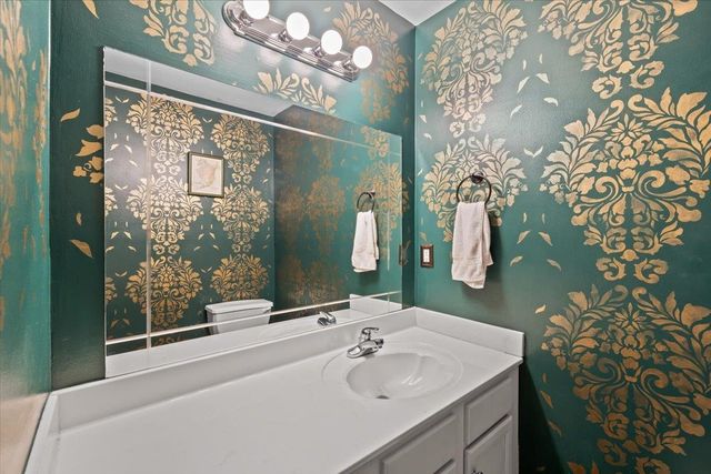 2065 PEABODY AVE, Memphis, TN 38104