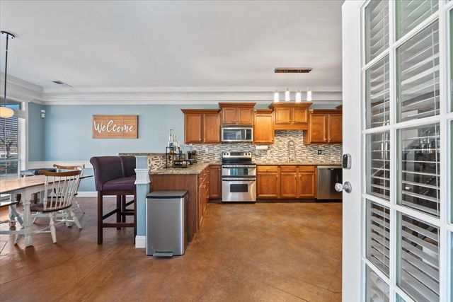 2065 PEABODY AVE, Memphis, TN 38104